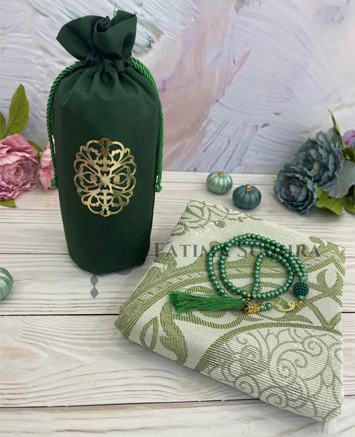 Cylinder-Musallah-Prayer_Mat-Tasbih-Misbah-Pouch-Green-01