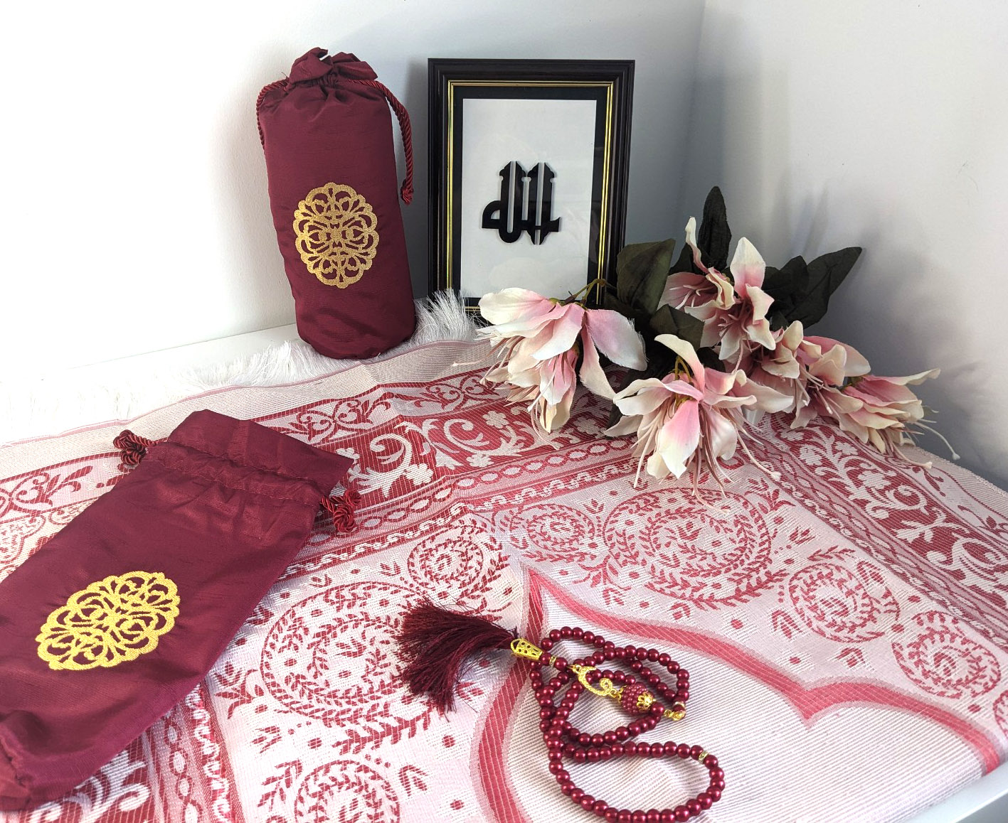 Cylinder-Musallah-Prayer_Mat-Tasbih-Misbah-Pouch-Maroon-02