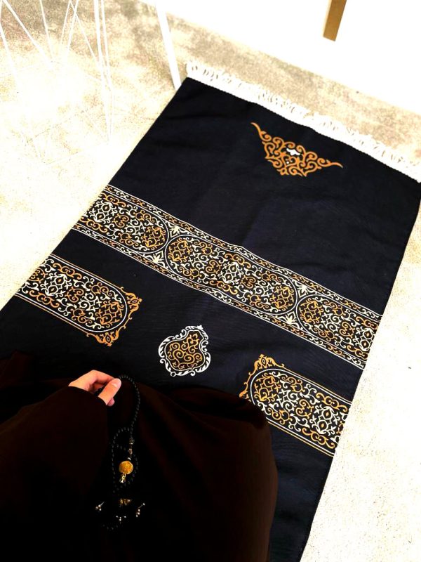 Padded Prayer Mat with Tasbih - Kaaba Kiswah - Box Packed